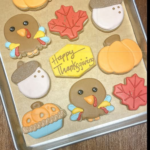 🎨 Friendsgiving Paint & Sip |  Thanksgiving Cookie Pop-Up | Make Time Bellefontaine